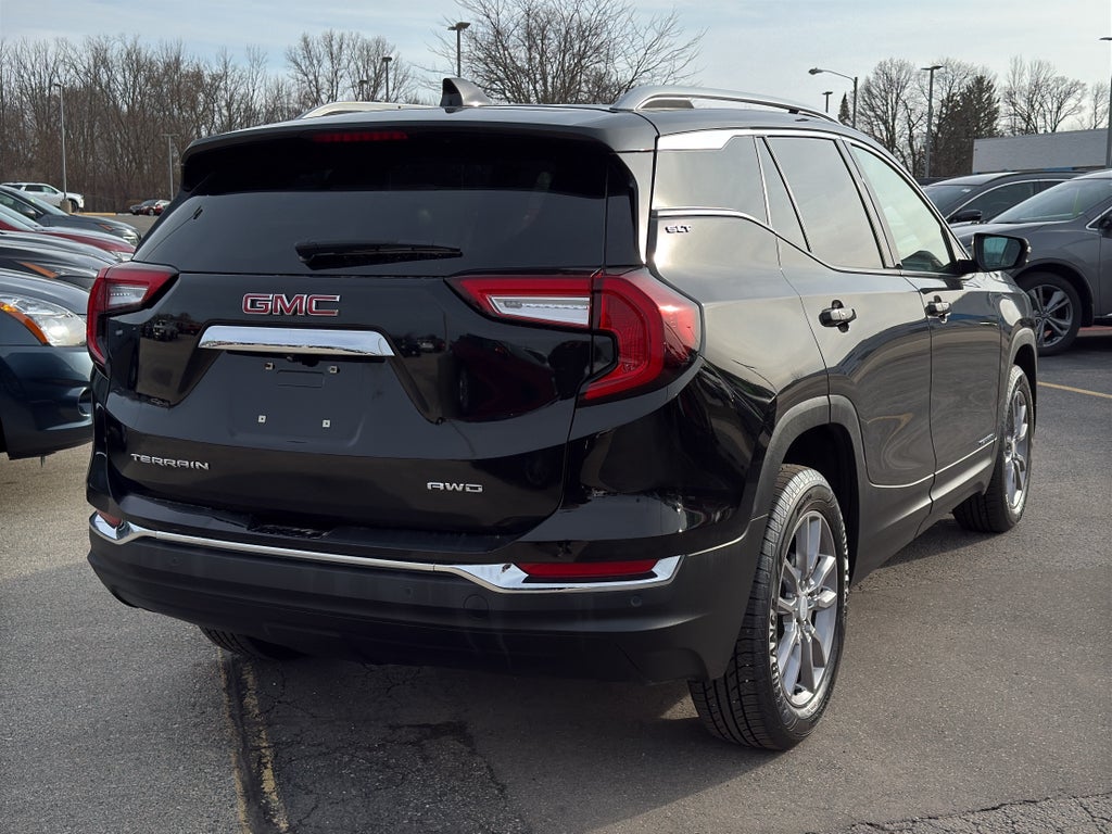 2024 GMC Terrain SLT