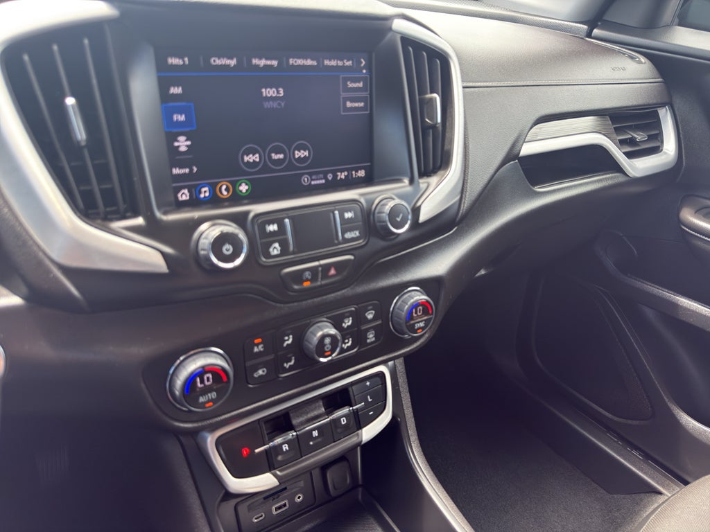 2023 GMC Terrain SLT