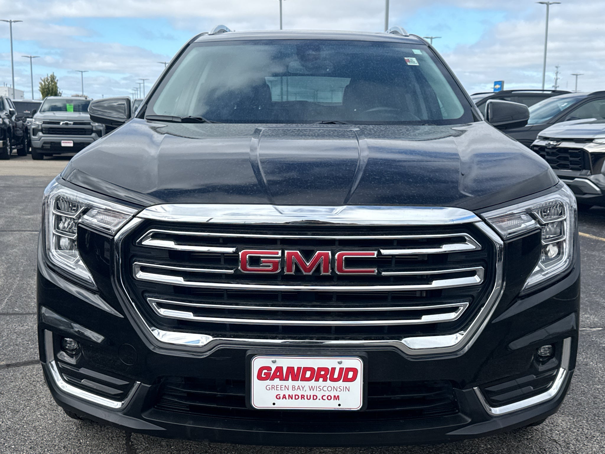 2024 GMC Terrain SLT - Photo 17