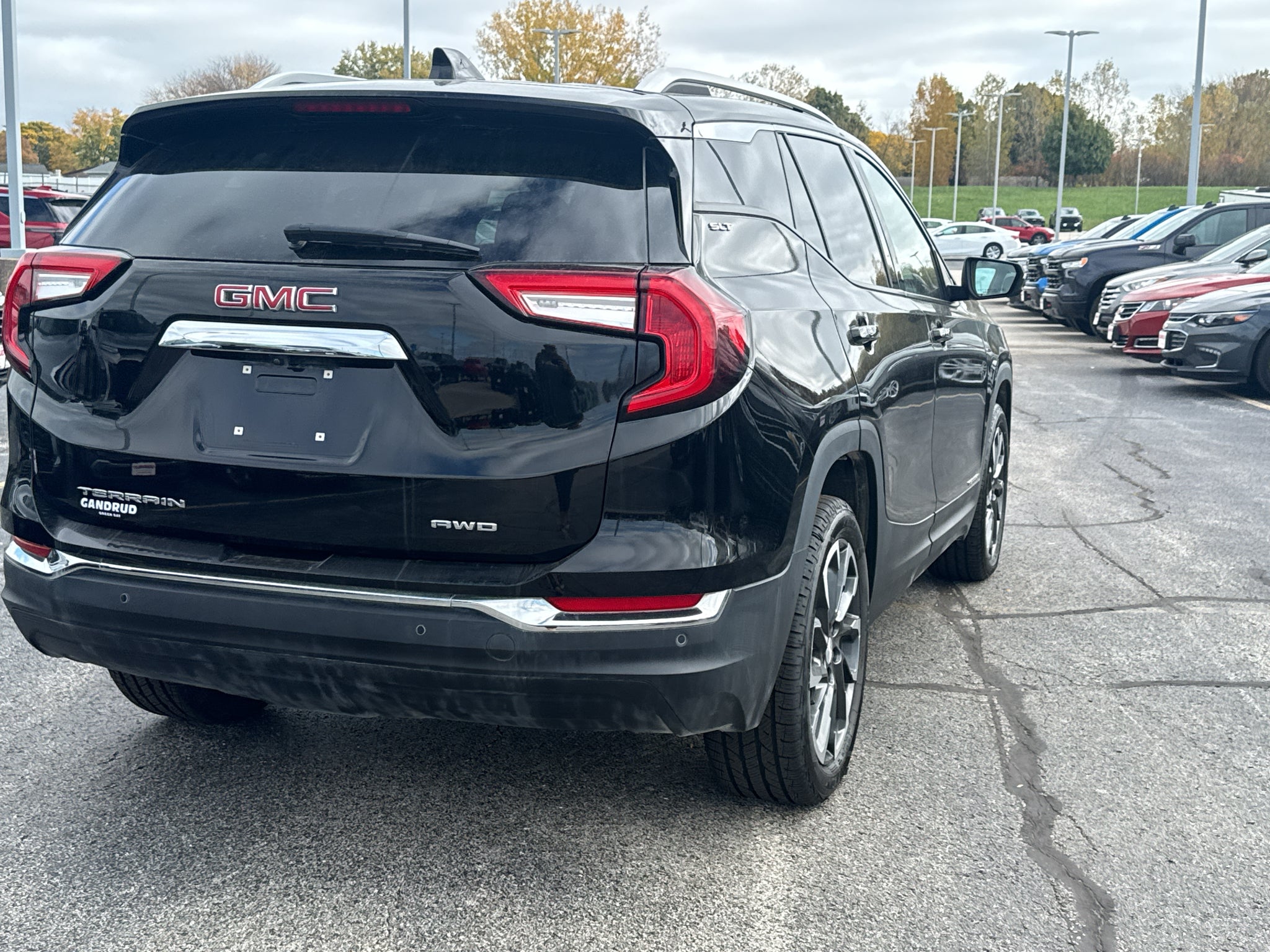 2024 GMC Terrain SLT - Photo 19