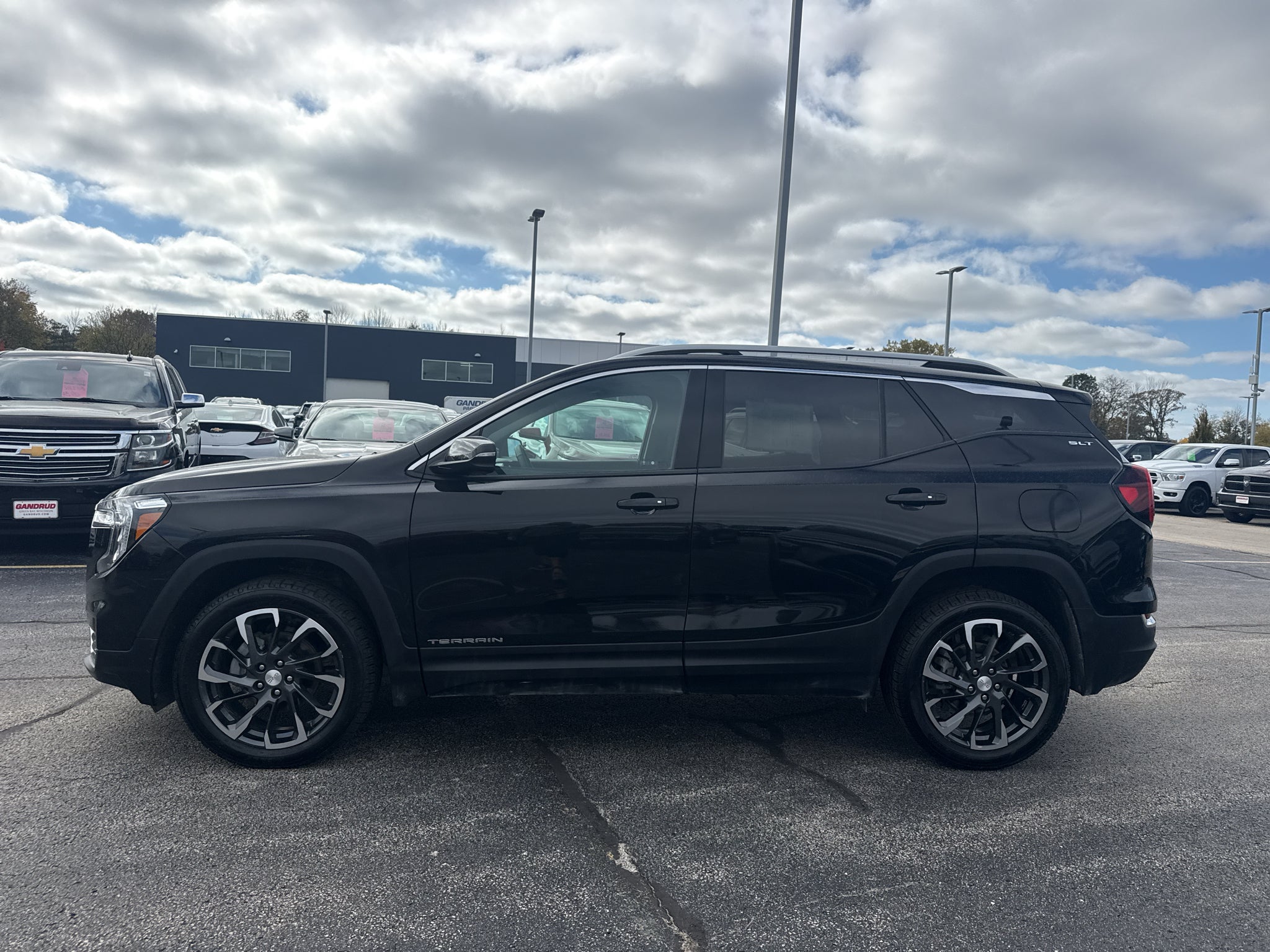 2024 GMC Terrain SLT - Photo 20
