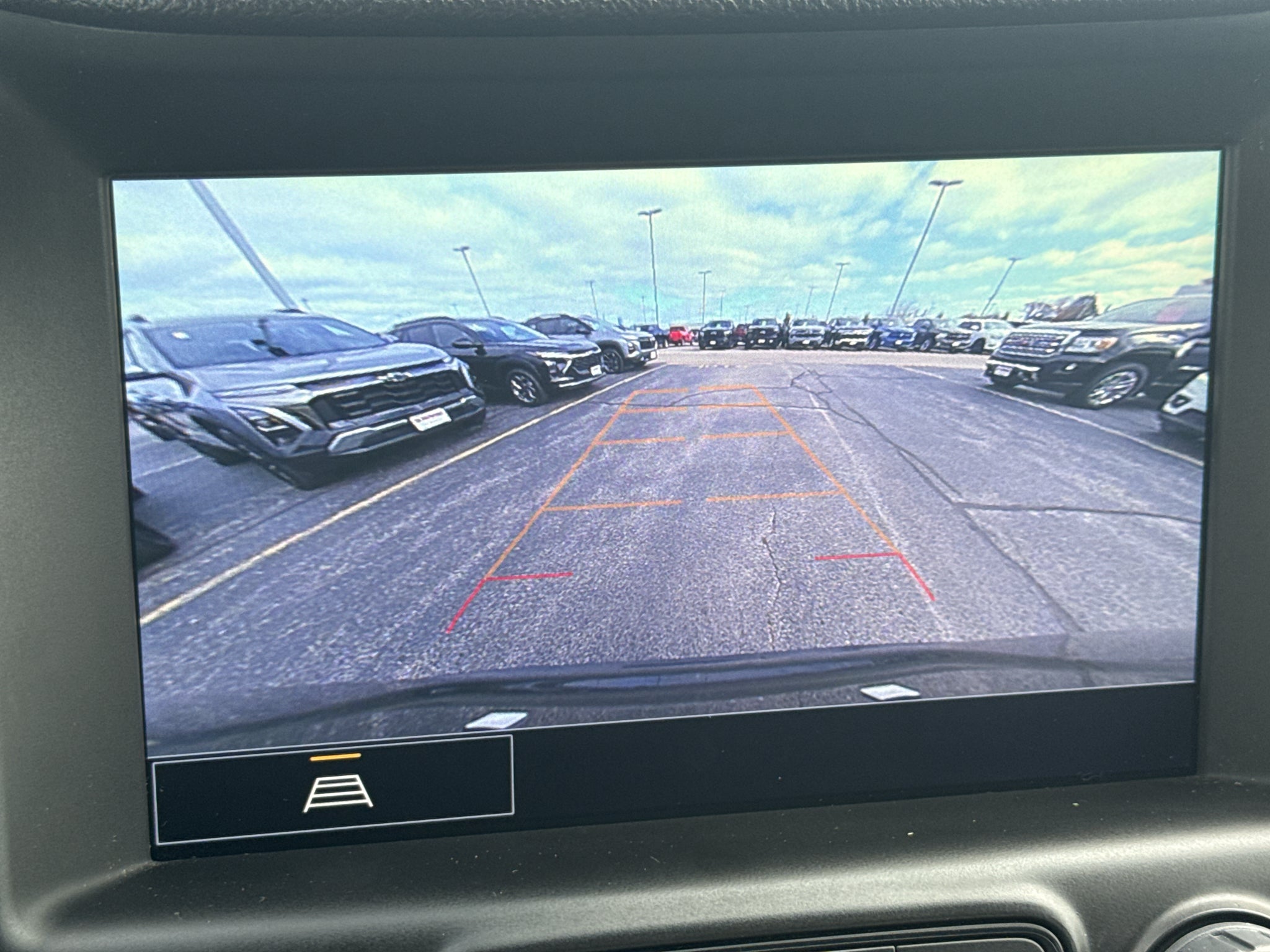 2024 GMC Terrain SLT - Photo 8