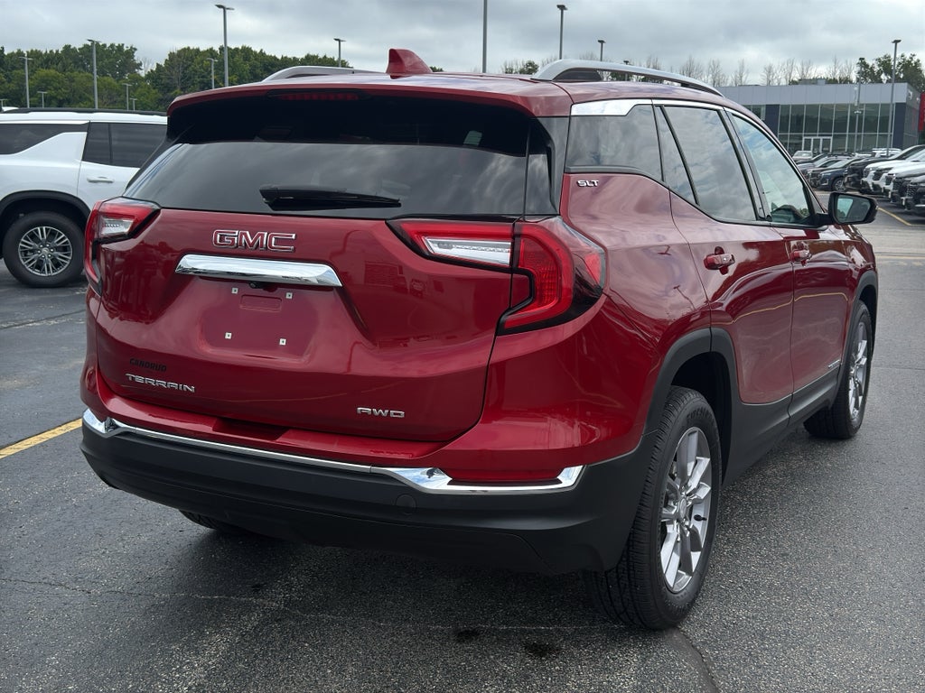 2022 GMC Terrain SLT