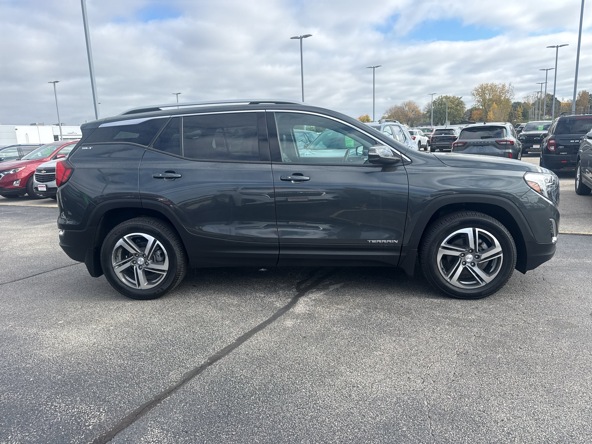 2021 GMC Terrain SLT