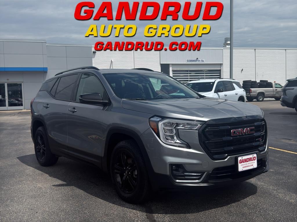 2024 GMC Terrain AT4