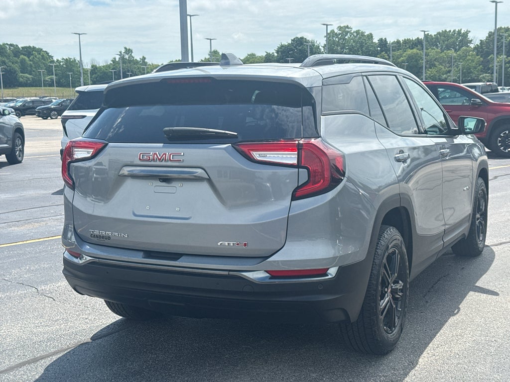 2024 GMC Terrain AT4
