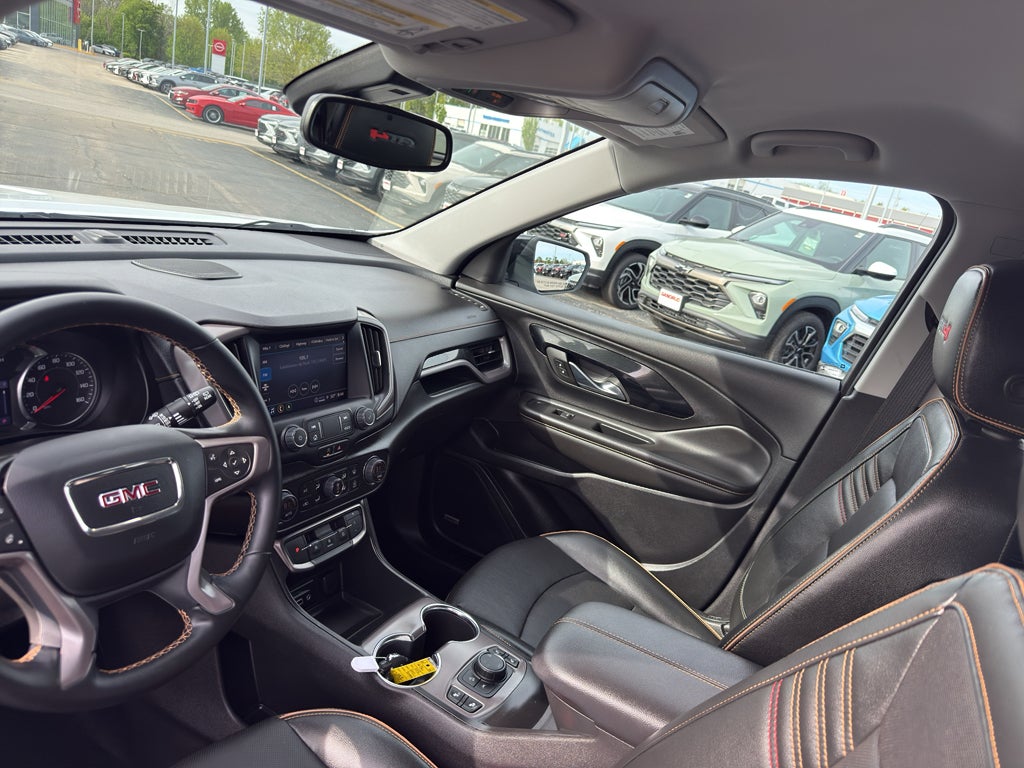 2023 GMC Terrain AT4