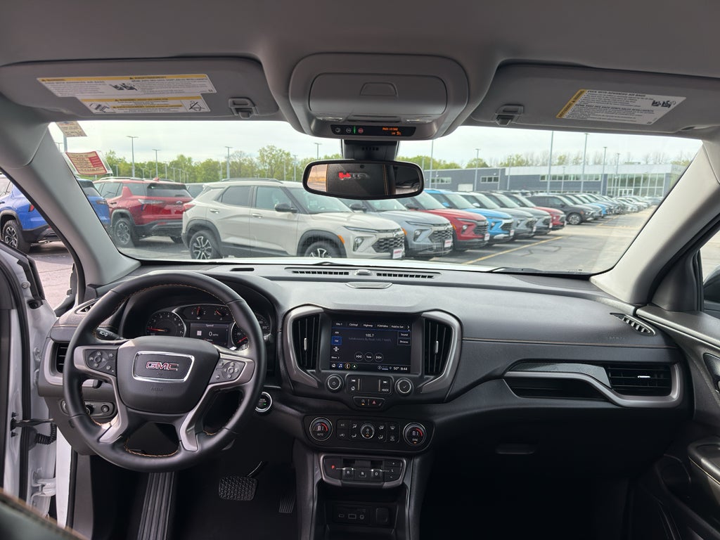 2023 GMC Terrain AT4