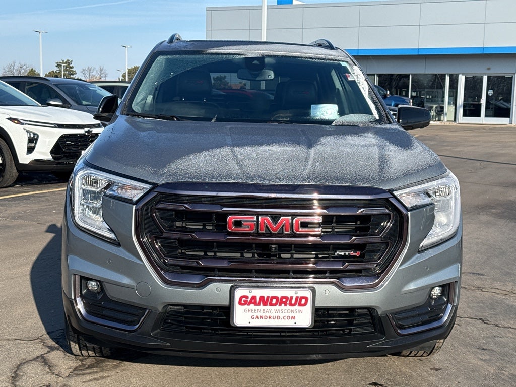 2023 GMC Terrain AT4