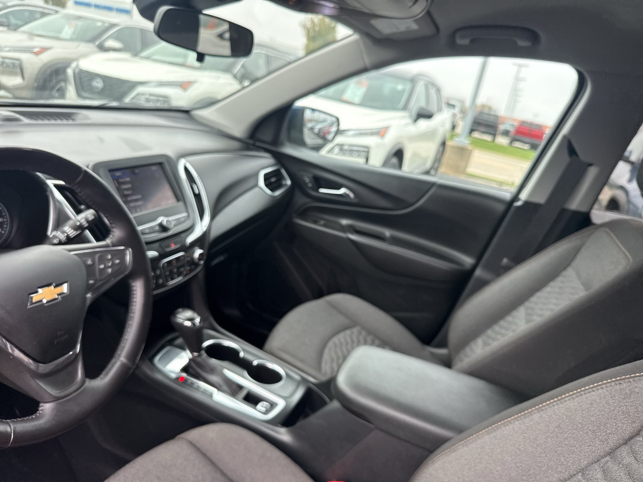 2021 Chevrolet Equinox LT - Photo 10