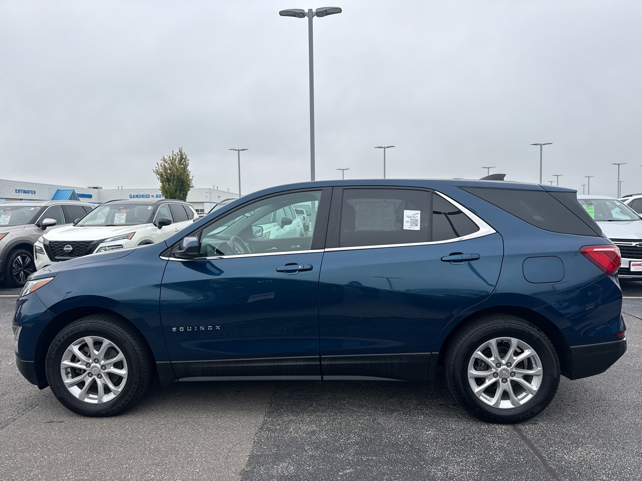 2021 Chevrolet Equinox LT - Photo 20