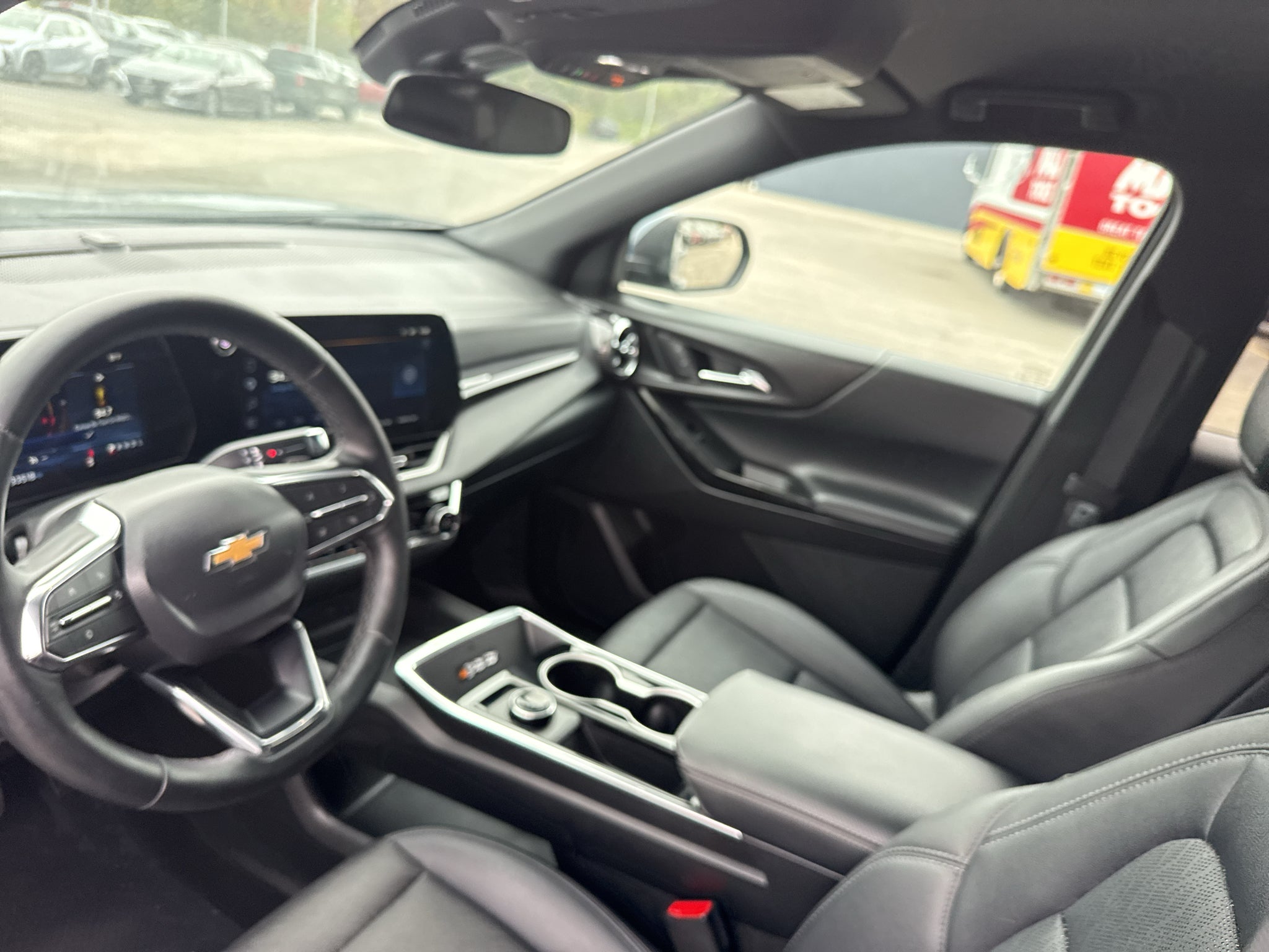 2026 Chevrolet Equinox LT - Photo 10