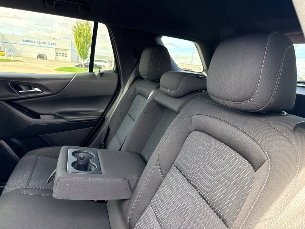 2025 Chevrolet Equinox LT - Photo 28