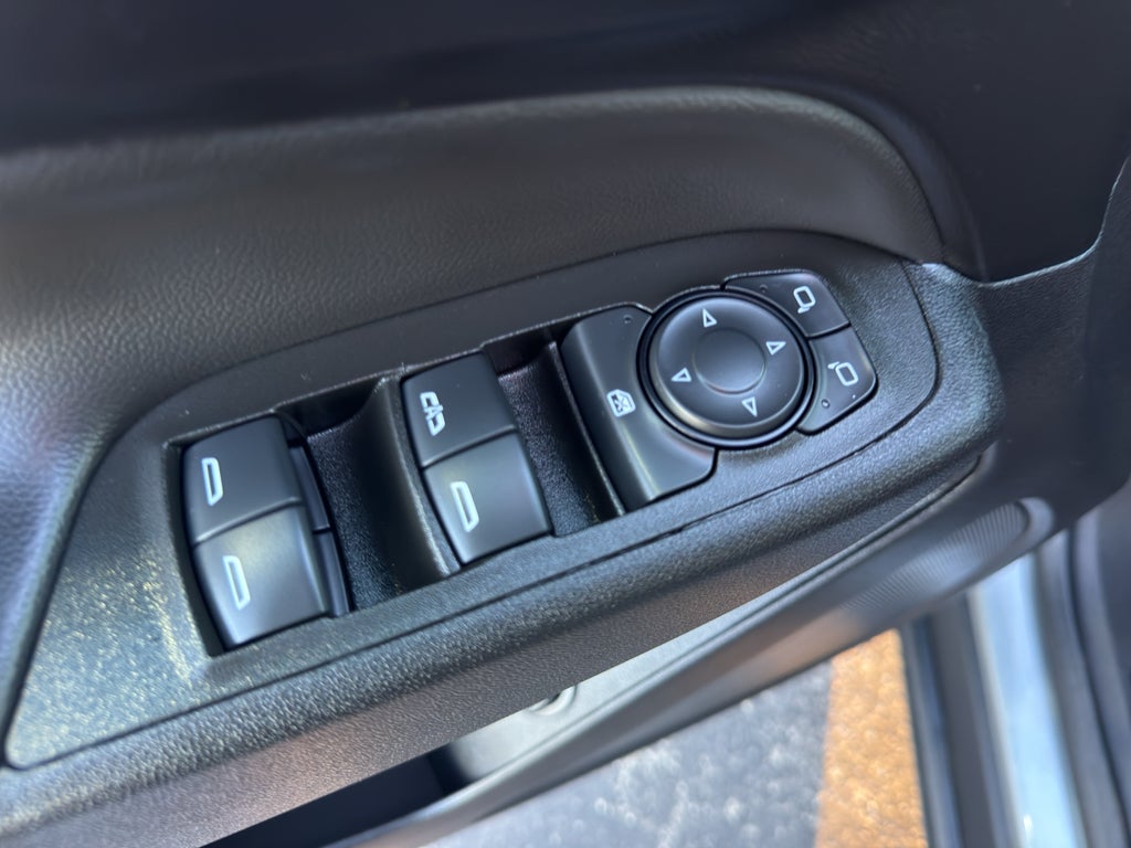 2024 Chevrolet Equinox LT - Photo 12