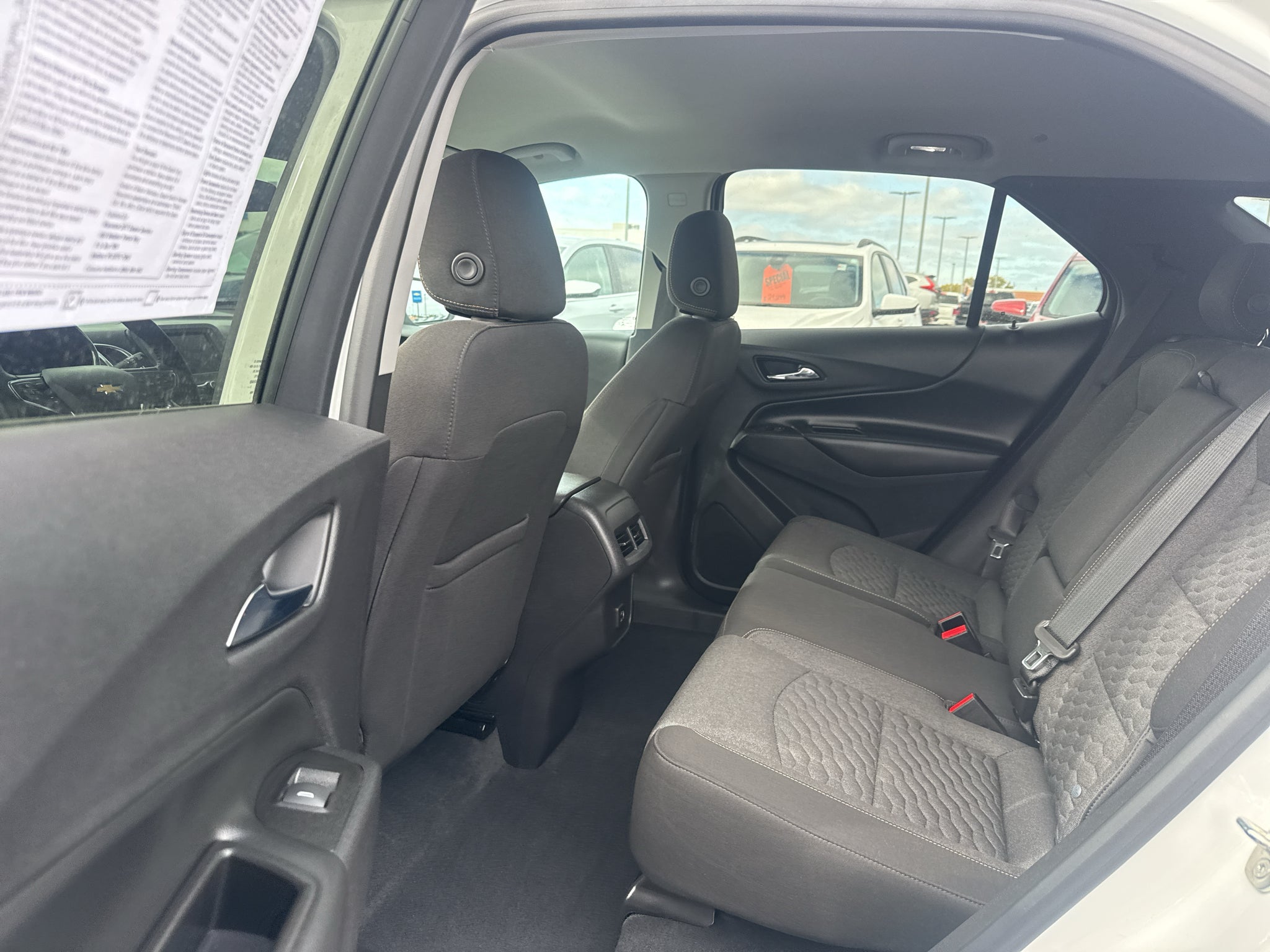 2020 Chevrolet Equinox LT - Photo 12