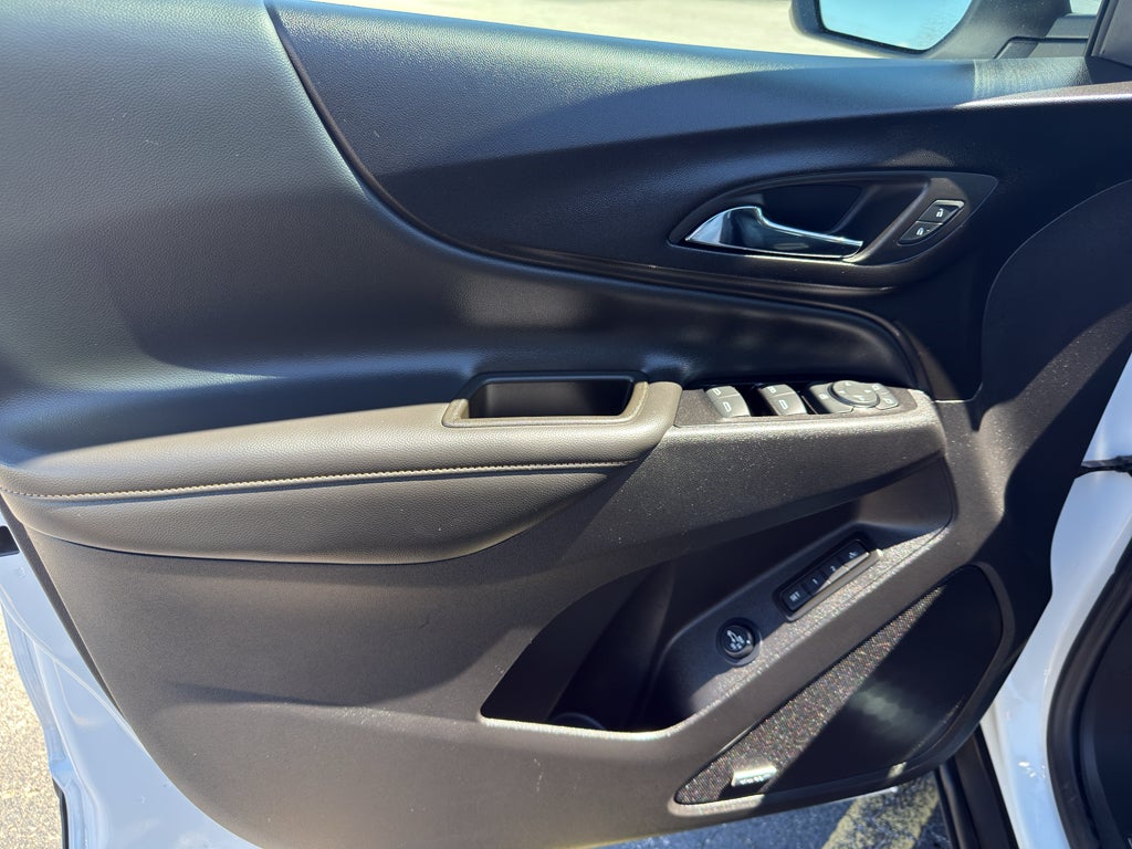 2024 Chevrolet Equinox Premier - Photo 13