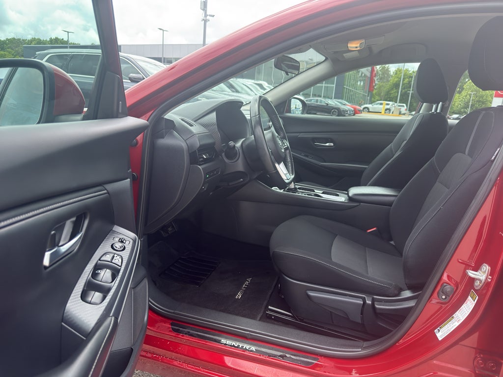 2023 Nissan Sentra SV Xtronic CVT