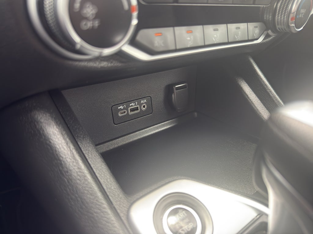 2023 Nissan Sentra SV Xtronic CVT