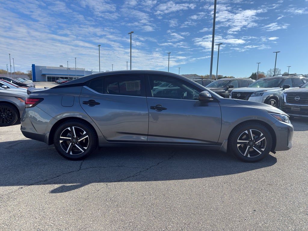 2024 Nissan Sentra SV Xtronic CVT