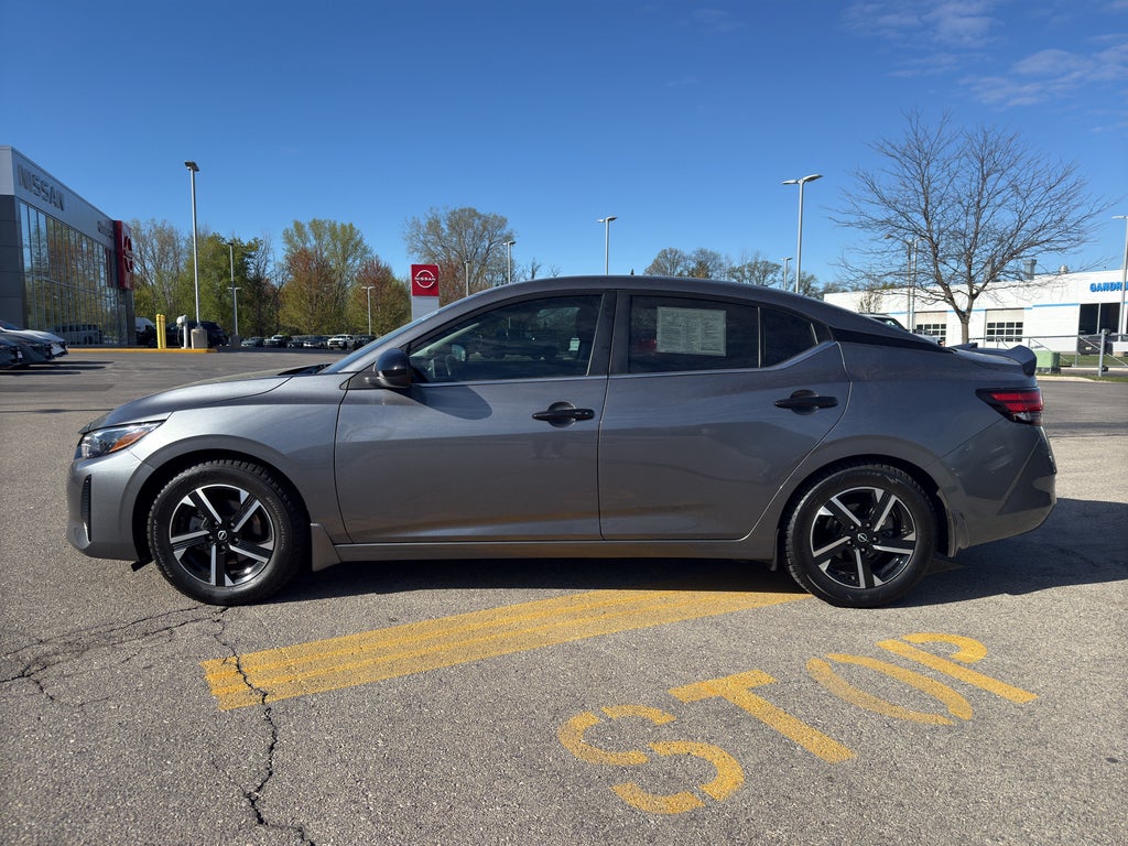 2024 Nissan Sentra SV Xtronic CVT