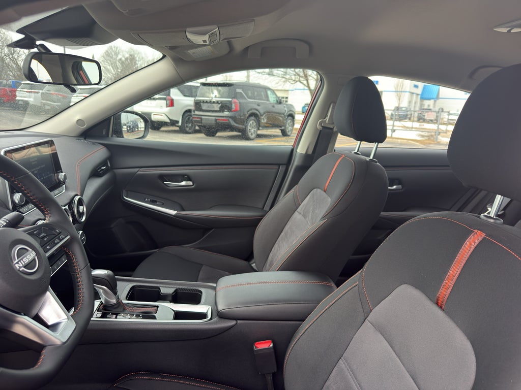2025 Nissan Sentra SR