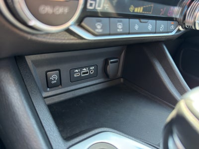 2024 Nissan Sentra SR Xtronic CVT