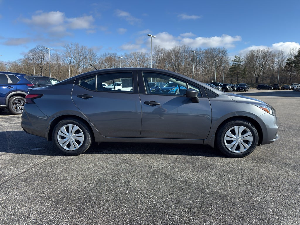 2022 Nissan Versa S