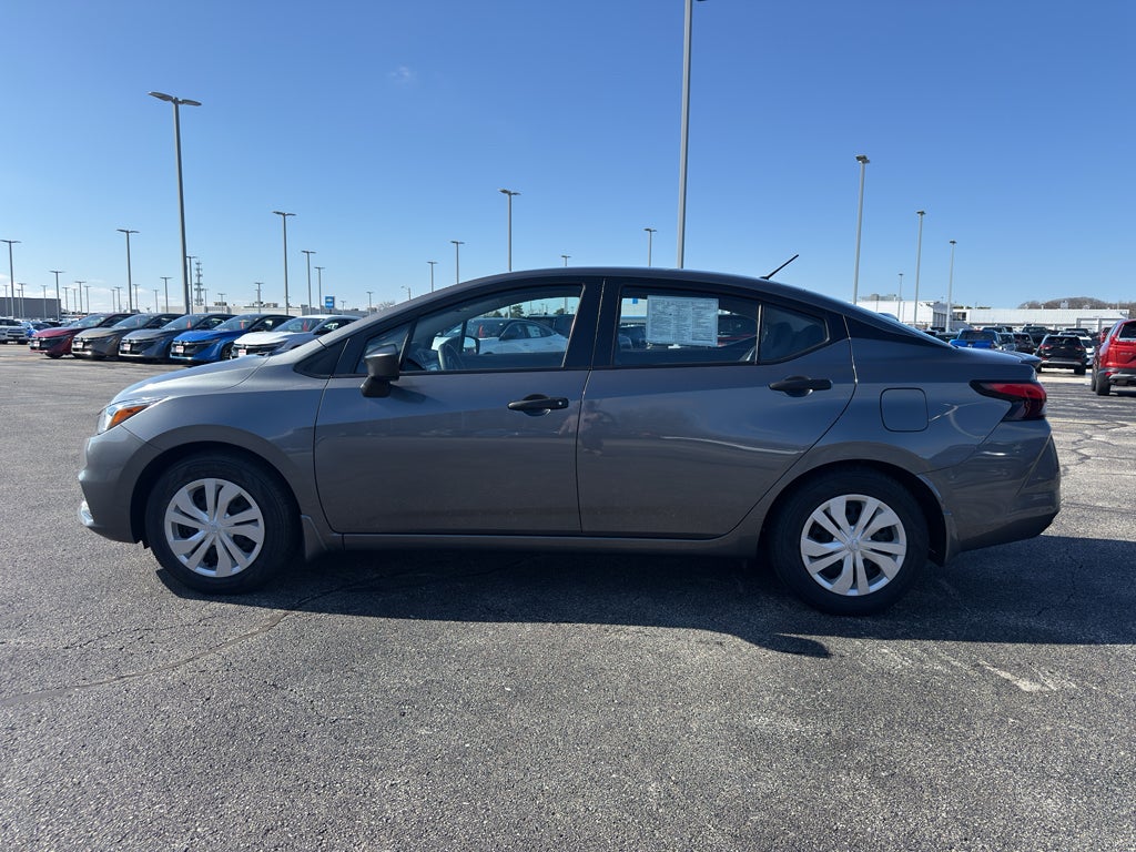 2022 Nissan Versa S