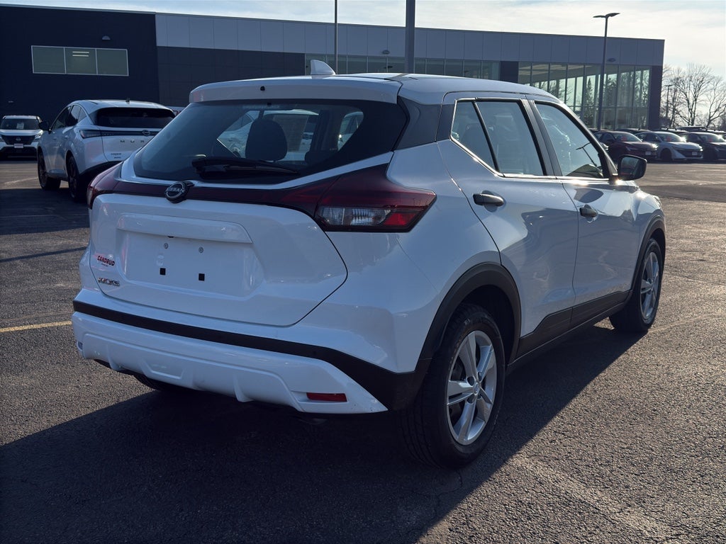 2022 Nissan Kicks S