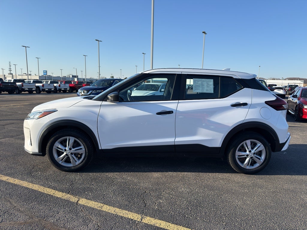 2022 Nissan Kicks S