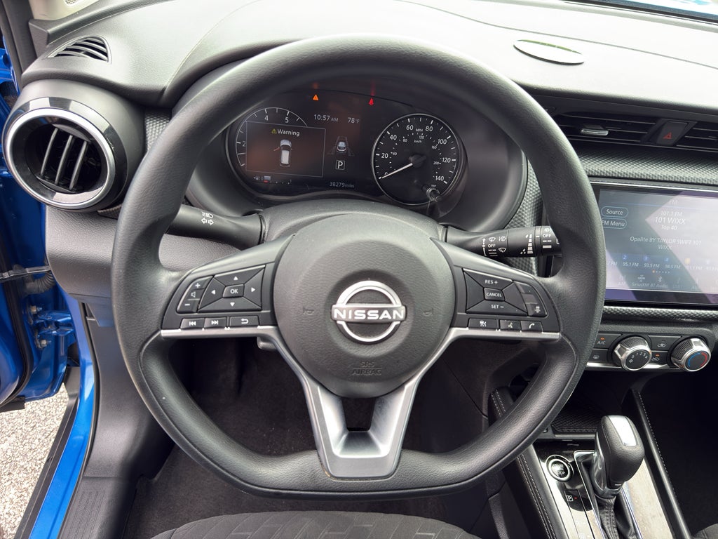 2023 Nissan Kicks SV
