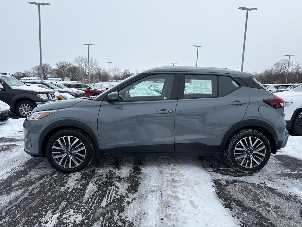 2023 Nissan Kicks SV