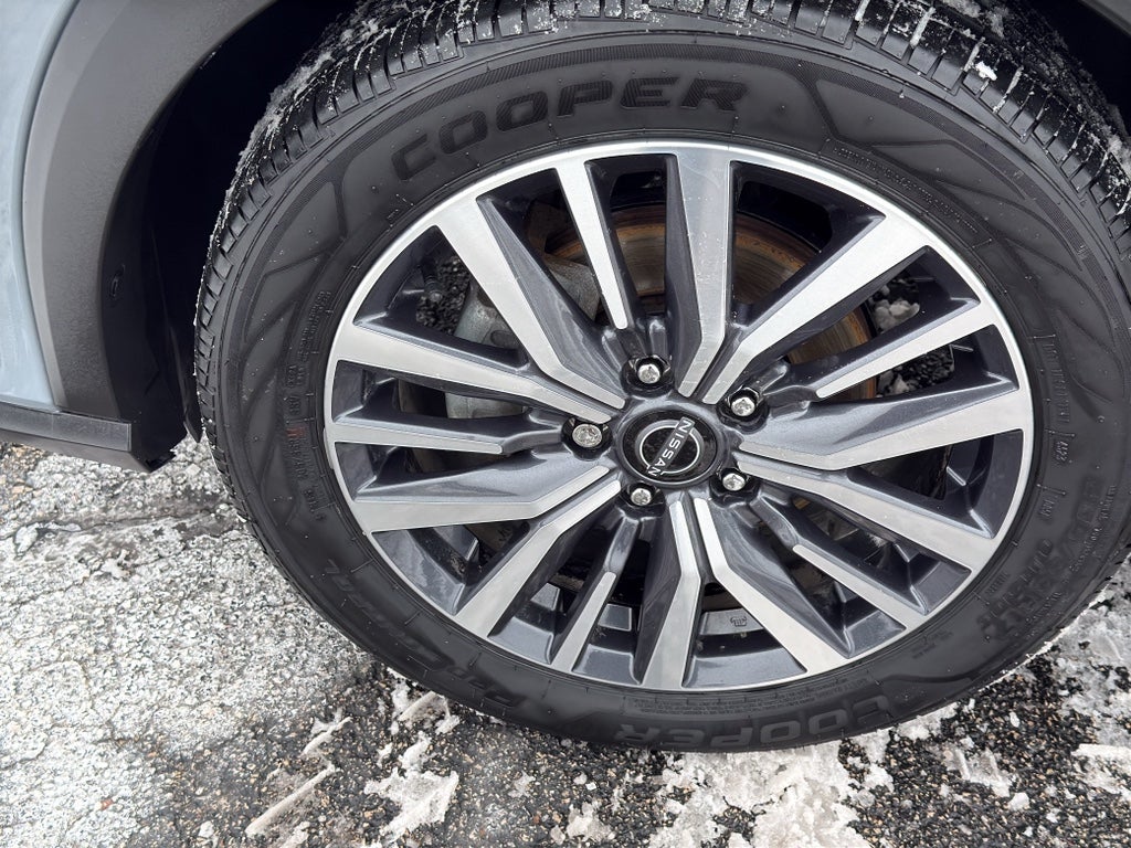 2023 Nissan Kicks SV