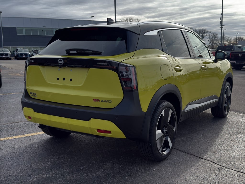 2025 Nissan Kicks SR