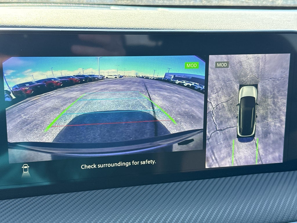 2025 Nissan Kicks SR Intelligent AWD