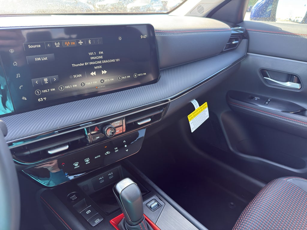 2025 Nissan Kicks SR Intelligent AWD
