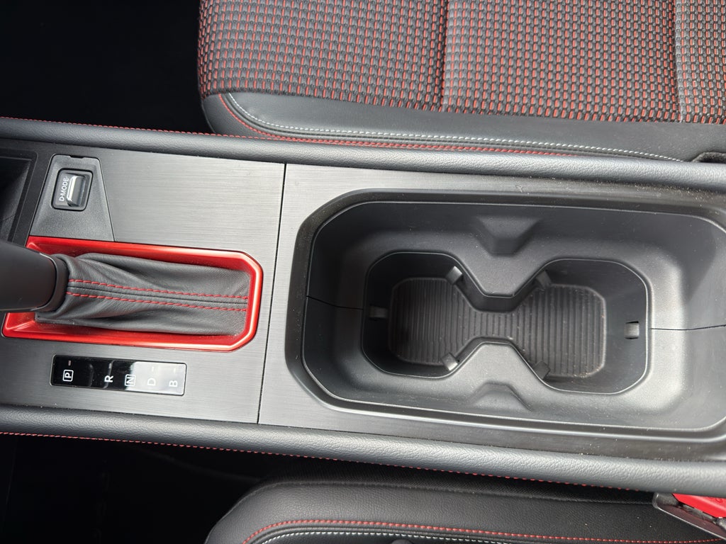2025 Nissan Kicks SR Intelligent AWD