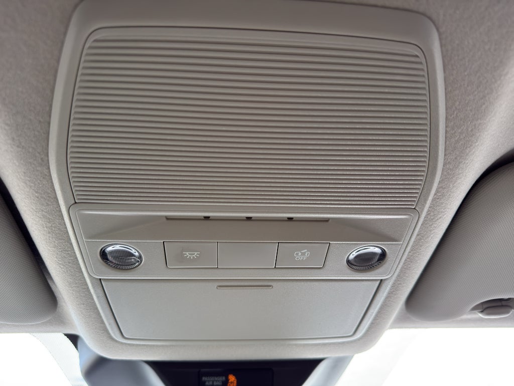 2025 Nissan Kicks SR Intelligent AWD