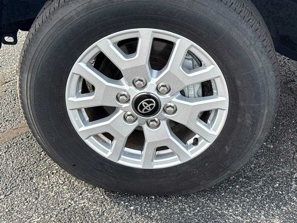 2024 Toyota Tacoma 4WD SR5