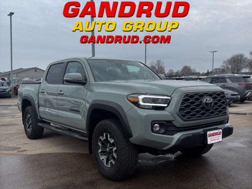 2022 Toyota Tacoma 4WD SR