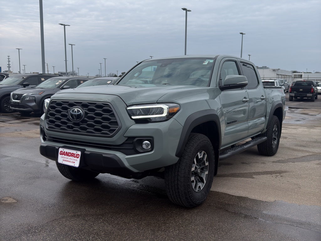 2022 Toyota Tacoma 4WD SR