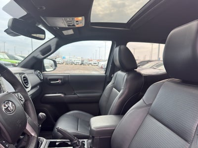 2022 Toyota Tacoma 4WD SR