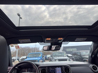 2022 Toyota Tacoma 4WD SR