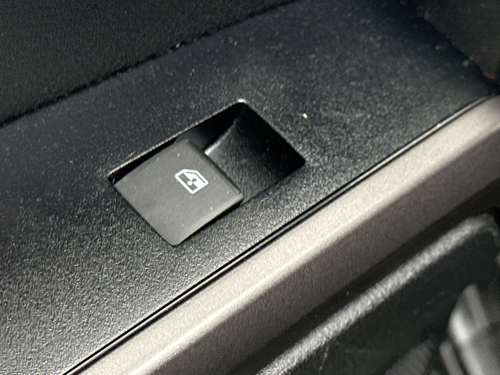 2022 Toyota Tacoma 4WD SR