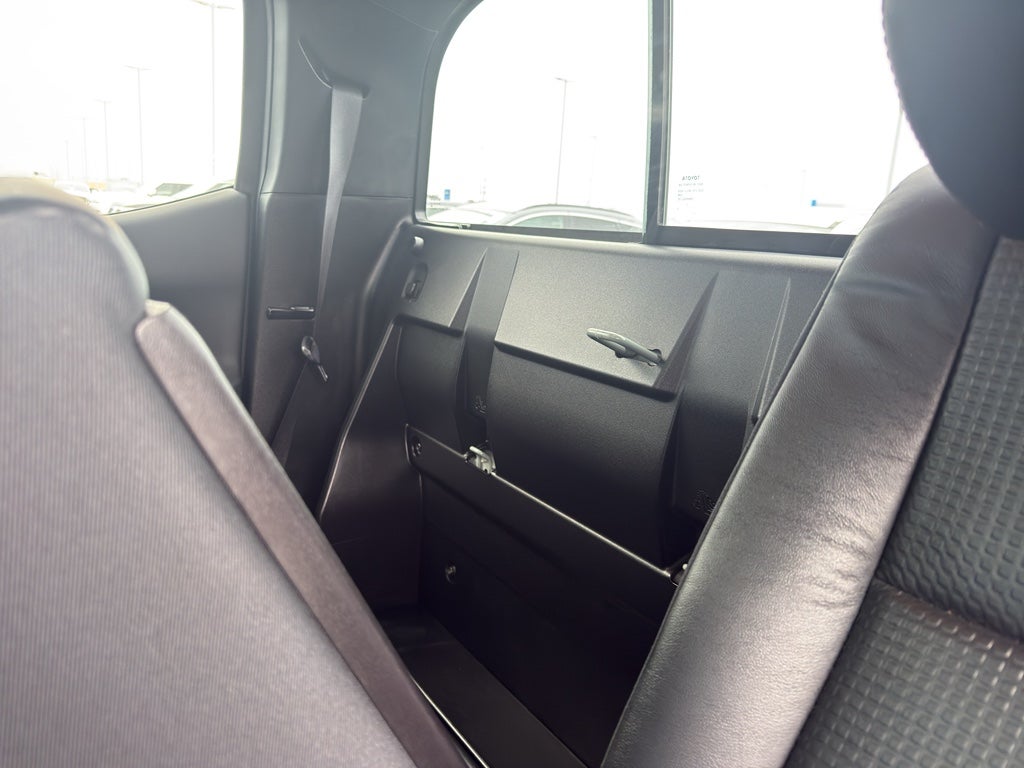 2022 Toyota Tacoma 4WD SR