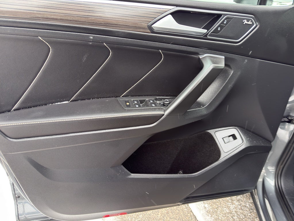 2022 Volkswagen Tiguan SEL R-Line