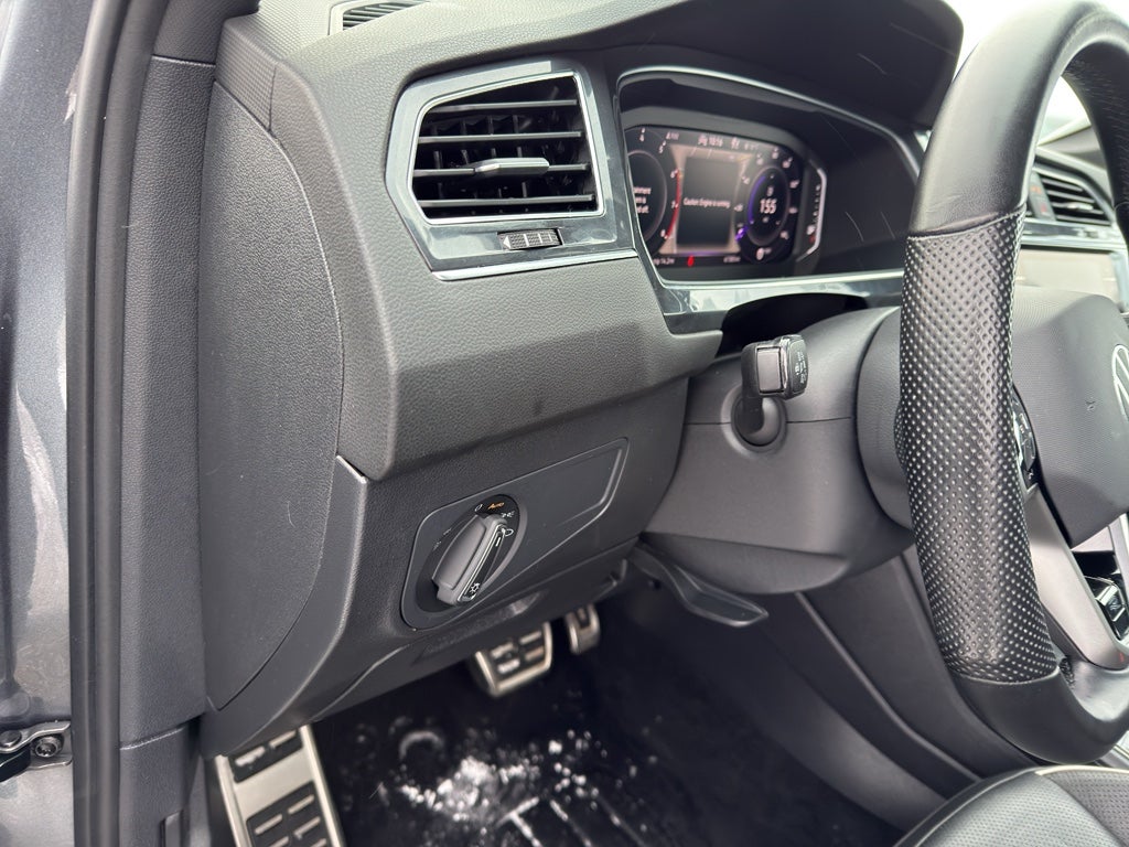 2022 Volkswagen Tiguan SEL R-Line