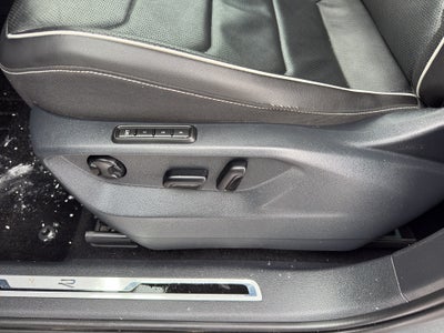 2022 Volkswagen Tiguan SEL R-Line