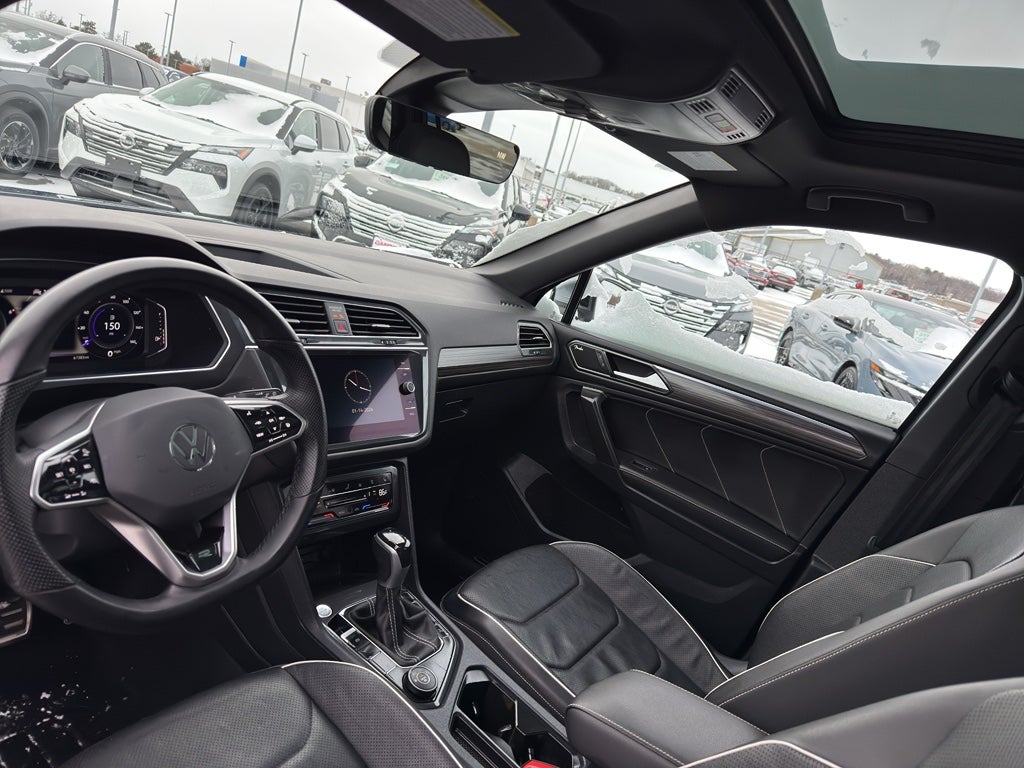 2022 Volkswagen Tiguan SEL R-Line