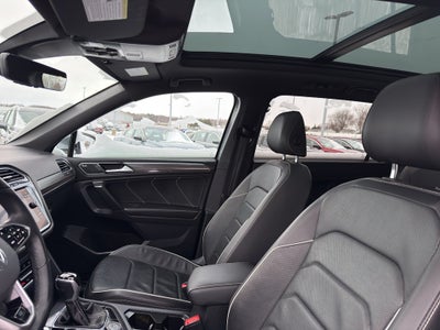 2022 Volkswagen Tiguan SEL R-Line